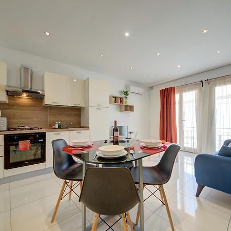 Sapphire Court 2 Bedroom Apartments By Shortletsmalta Слима Екстериор снимка